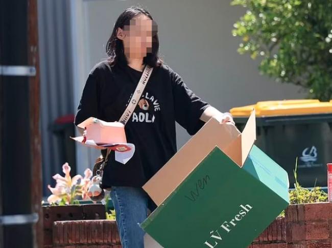 中国留学生自己偷着生3娃 无身份无产检 结果… 中国留学生自己偷着生3娃 无身份无产检 结果…