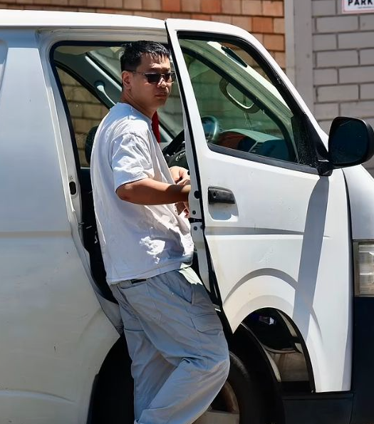 中国留学生自己偷着生3娃 无身份无产检 结果… 中国留学生自己偷着生3娃 无身份无产检 结果…