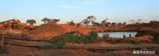 5.1亿粉钻2.5亿珍珠...改变拍卖史的天价珠宝 5.1亿粉钻2.5亿珍珠...改变拍卖史的天价珠宝