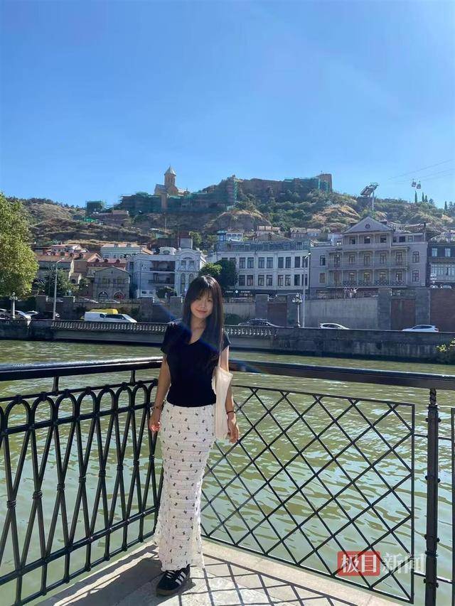 湖南20岁女大学生35天穷游7国 仅花万元 湖南20岁女大学生35天穷游7国 仅花万元