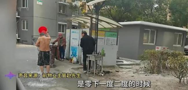 上海女子崩溃:邻居男子常在楼道小便 上海女子崩溃:邻居男子常在楼道小便