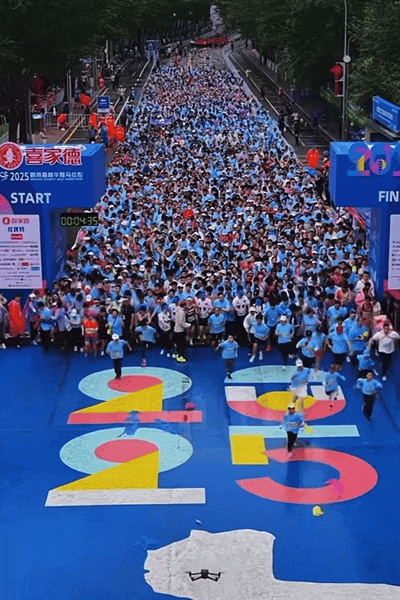 中国躺平圣地,正在拼命修机场 中国躺平圣地,正在拼命修机场