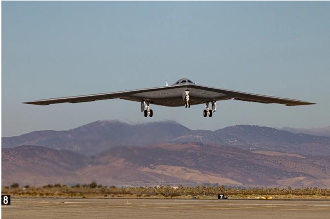 对中俄终极威慑!美军第二架B-21首飞画面曝光 对中俄终极威慑!美军第二架B-21首飞画面曝光