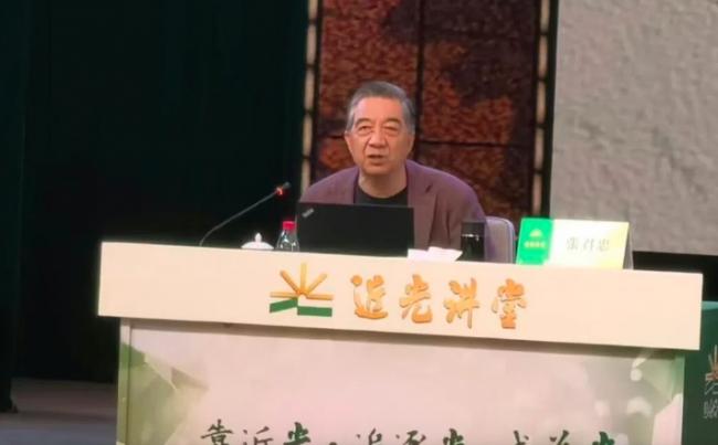 消失多年 张召忠罕见公开露面变这样 登上热搜 消失多年 张召忠罕见公开露面变这样 登上热搜