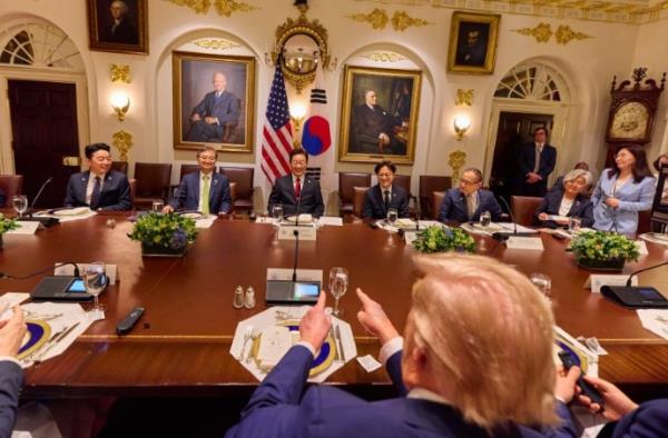 目瞪口呆,川普开价3500亿美金 目瞪口呆,川普开价3500亿美金