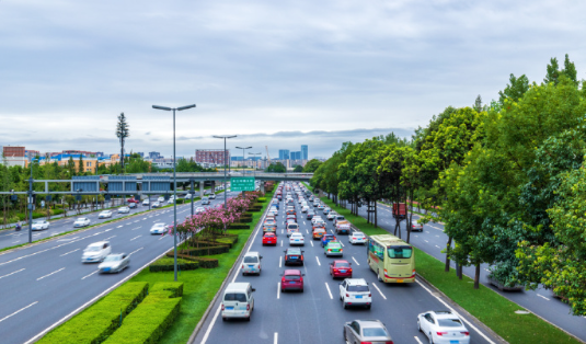 中国新能源车再现诡谲一幕 中国新能源车再现诡谲一幕