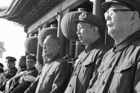 华国锋被夺权 叶剑英之语透一真相 华国锋被夺权 叶剑英之语透一真相