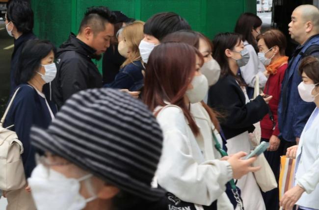 多所学校关闭,日本宣布进入流感大流行期 多所学校关闭,日本宣布进入流感大流行期