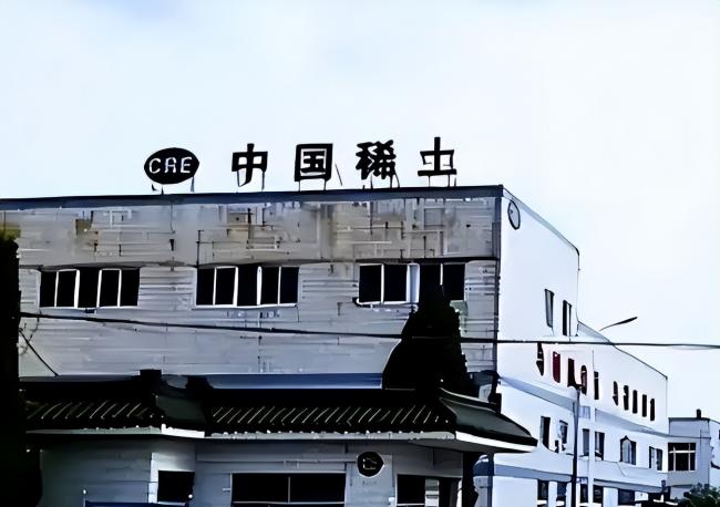 儿子1顿饭吃掉90多万元    父1夜输掉1亿元 儿子1顿饭吃掉90多万元    父1夜输掉1亿元