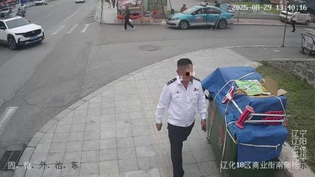 他冒充“厅领导” 到派出所指导工作 被当场控制 他冒充“厅领导” 到派出所指导工作 被当场控制