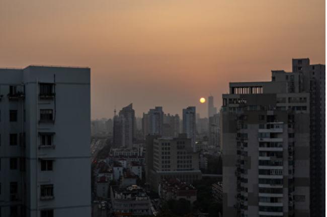 挥泪抛售外国投资者后悔了-中国瞭望-万维读者网(电脑版)