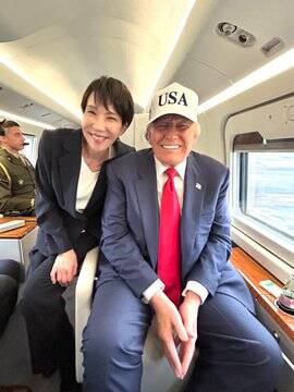 同乘“陆战队1号” 高市秀川高合照 日本沸腾 同乘“陆战队1号” 高市秀川高合照 日本沸腾