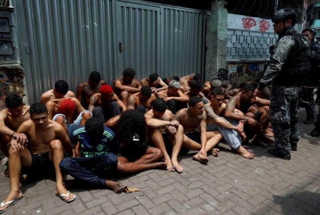 至少64死,他也重拳打击贩毒集团 至少64死,他也重拳打击贩毒集团