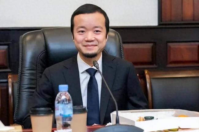 曝陈志香港财富:雪茄生意、创纪录豪宅.... 曝陈志香港财富:雪茄生意、创纪录豪宅....