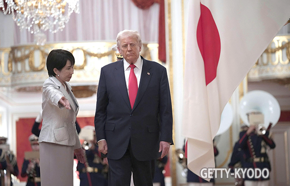 疯传:川普这举动 让高市早苗又惊又尬…网炸了 疯传:川普这举动 让高市早苗又惊又尬…网炸了