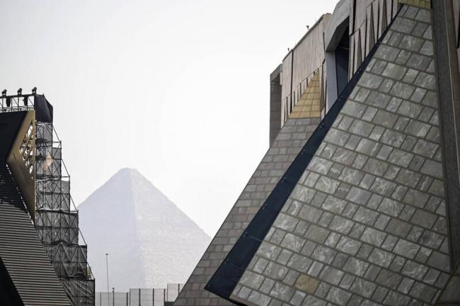 全球瞩目:图坦卡门陵墓珍宝首度完整面世 全球瞩目:图坦卡门陵墓珍宝首度完整面世