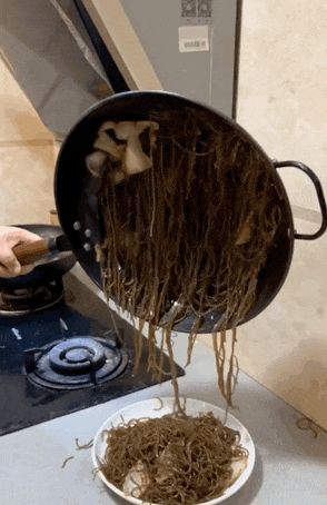 原来,比预制菜更危险的,是自己做饭 原来,比预制菜更危险的,是自己做饭