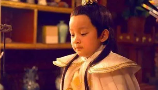 皇位只能一人坐!皇后若生双胞胎,谁才是嫡长子 皇位只能一人坐!皇后若生双胞胎,谁才是嫡长子