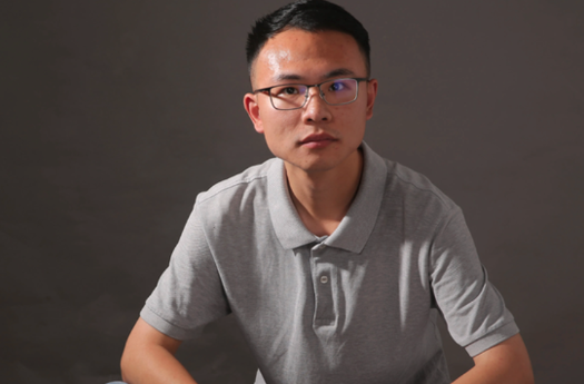 封杀!央视怒批:极端话术撕裂共识、煽动焦虑… 封杀!央视怒批:极端话术撕裂共识、煽动焦虑…