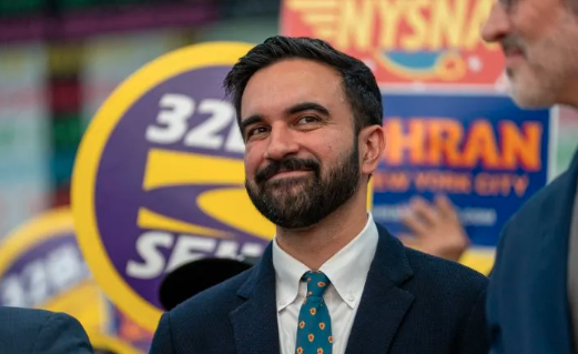 非美国出生 民主党版“川普”无缘白宫 非美国出生 民主党版“川普”无缘白宫