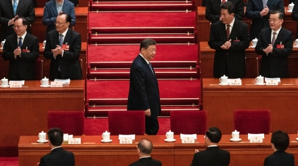 中共近期操作得出四中全会结论:习让权退居二线 中共近期操作得出四中全会结论:习让权退居二线