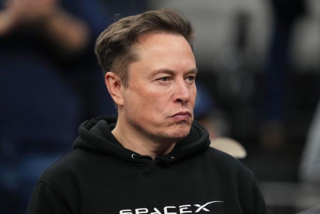 马斯克最新宣布:特斯拉明年推出! 马斯克最新宣布:特斯拉明年推出!