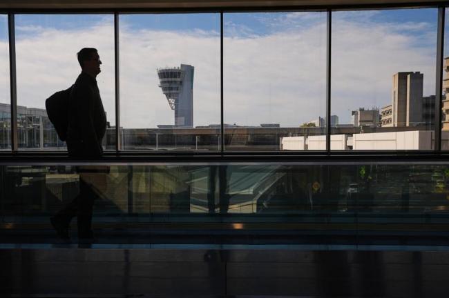 美40座机场明起削减航班 包括多个大机场 美40座机场明起削减航班 包括多个大机场