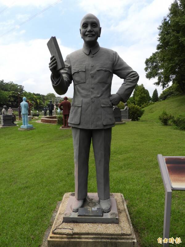 国民党主席郑丽文背叛蒋介石 国民党主席郑丽文背叛蒋介石