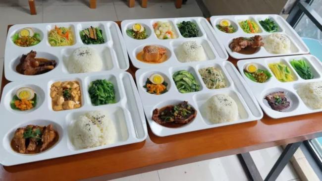 为什么中国的大学食堂容不下一只帝王蟹 为什么中国的大学食堂容不下一只帝王蟹