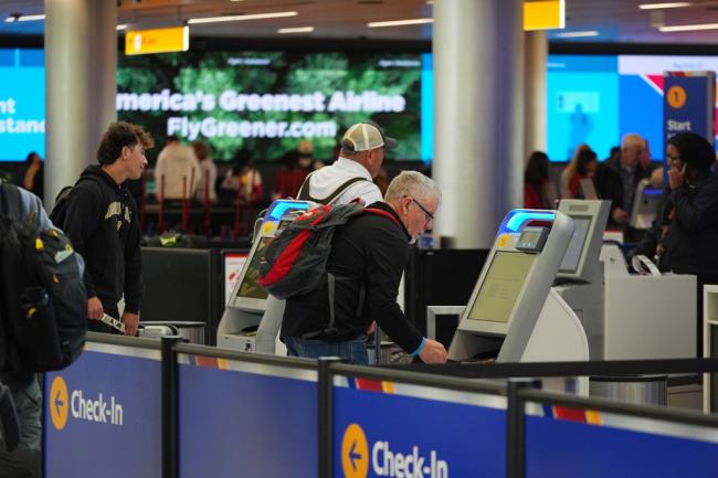 美国“很多人可能都在感到害怕” 美国“很多人可能都在感到害怕”