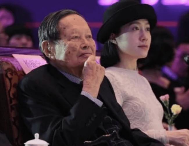 网传翁帆将要去英国留学两年 网传翁帆将要去英国留学两年