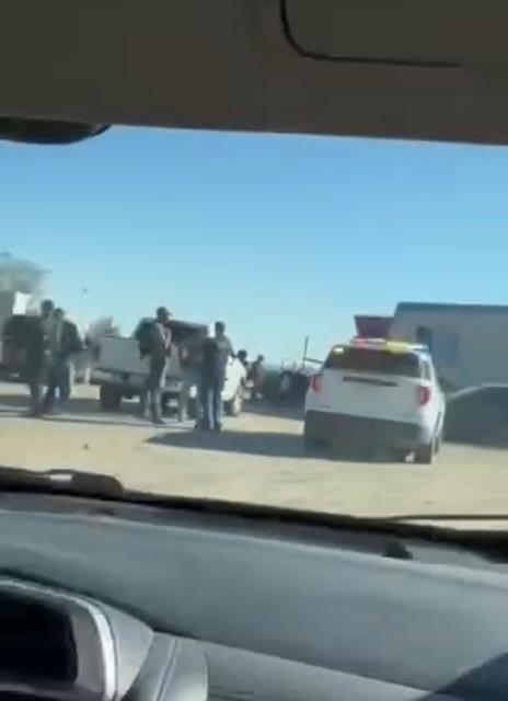 华人卡车维修厂 莫名遭大批武装警突袭 员工吓坏 华人卡车维修厂 莫名遭大批武装警突袭 员工吓坏