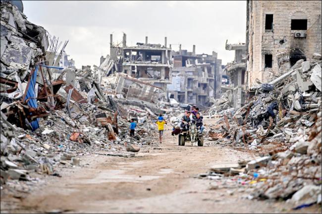 美国拟将加沙一分为二 美国拟将加沙一分为二