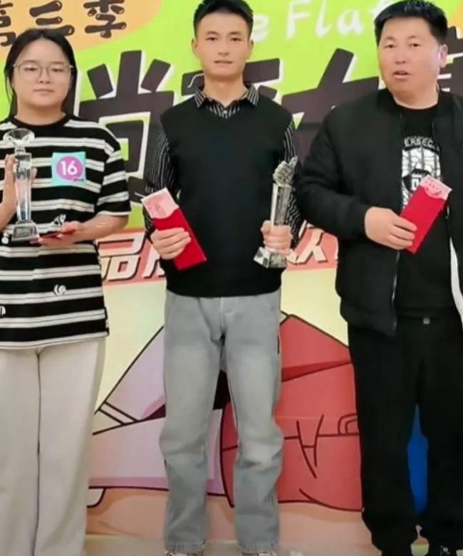 33小时35分钟!小伙获得“躺平大赛”冠军 33小时35分钟!小伙获得“躺平大赛”冠军