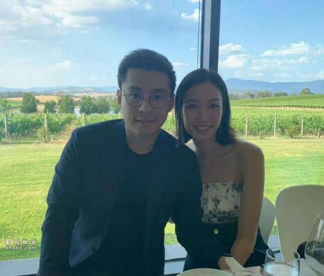 霍启仁玉龙雪山办婚礼 霍震霆朱玲玲现身 霍启仁玉龙雪山办婚礼 霍震霆朱玲玲现身