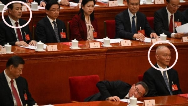 王小洪现身,蔡奇离奇“消失” 王小洪现身,蔡奇离奇“消失”