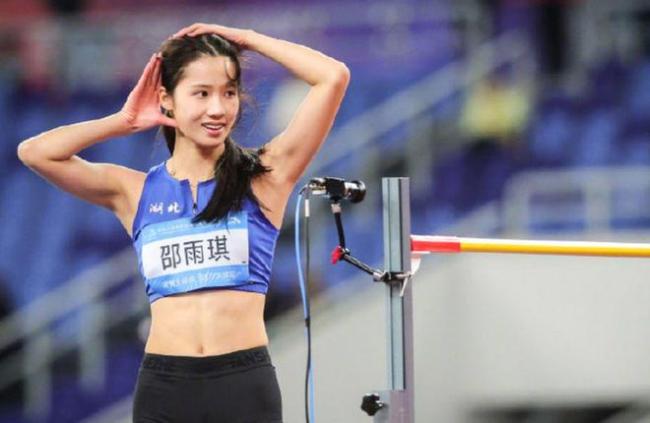 身材堪比模特!清华美女研究生称霸全运跳高 身材堪比模特!清华美女研究生称霸全运跳高