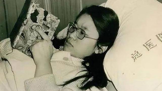 当年高材生王佐良娶瘫痪的张海迪 现况如何 当年高材生王佐良娶瘫痪的张海迪 现况如何