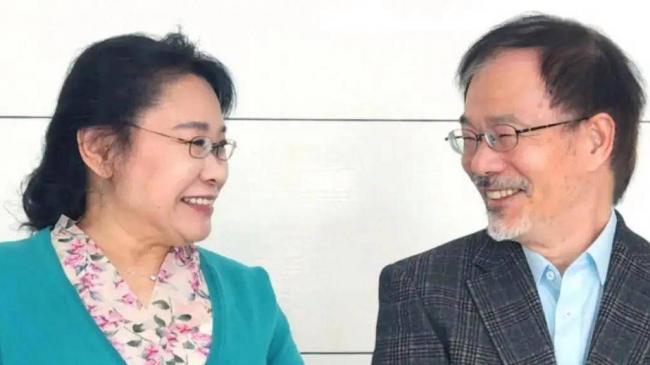 当年高材生王佐良娶瘫痪的张海迪 现况如何 当年高材生王佐良娶瘫痪的张海迪 现况如何