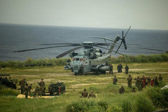 离台湾110公里,美日正搭建“前线大本营” 离台湾110公里,美日正搭建“前线大本营”