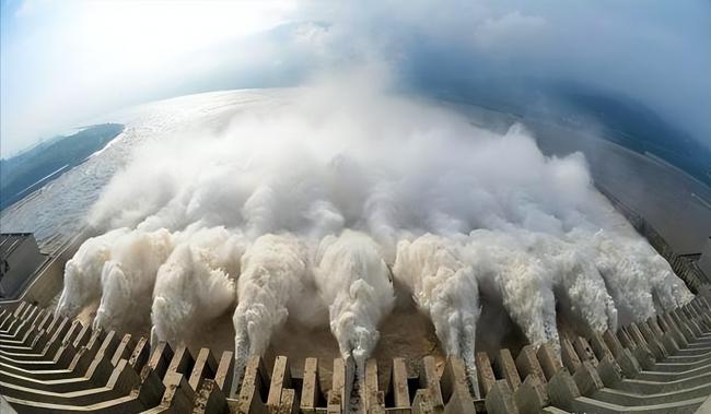 20年前中国在这里砸入2500多亿 如今回本了吗 20年前中国在这里砸入2500多亿 如今回本了吗