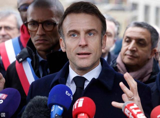 又一大国介入台海,专机离华,撂下三句话 又一大国介入台海,专机离华,撂下三句话