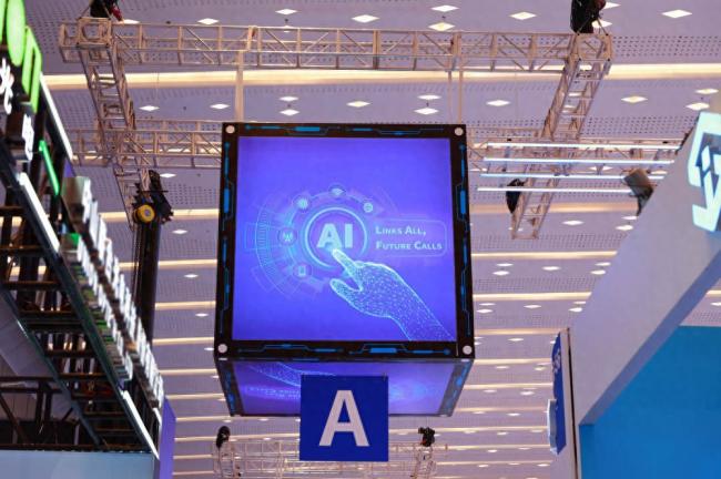 如何看待美股AI估值争议 如何看待美股AI估值争议