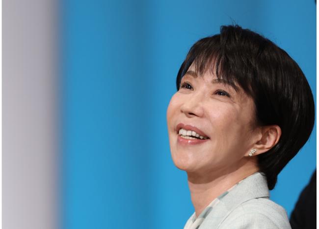 高市早苗最新惊人民调!1支持理由上升7% 高市早苗最新惊人民调!1支持理由上升7%