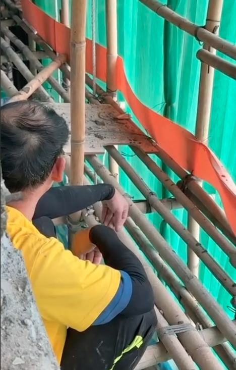 香港大楼火灾是人祸?一段视频网络疯传 香港大楼火灾是人祸?一段视频网络疯传