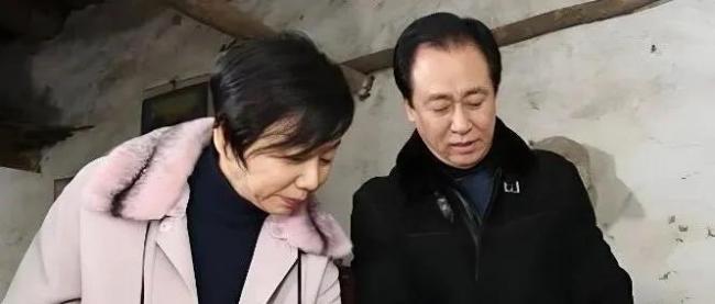 许家印前妻大量资产曝光 许家印前妻大量资产曝光