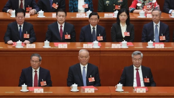 传蔡奇接受审查 两位下属突被免职 传蔡奇接受审查 两位下属突被免职