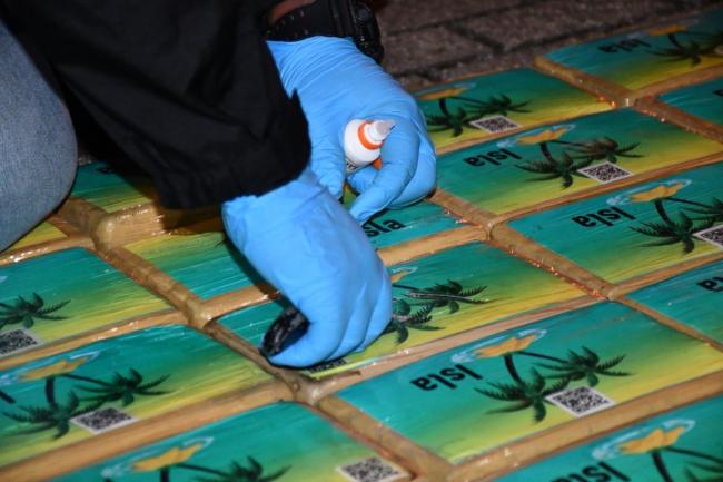 向美运毒船员:“不交货就得死” 向美运毒船员:“不交货就得死”