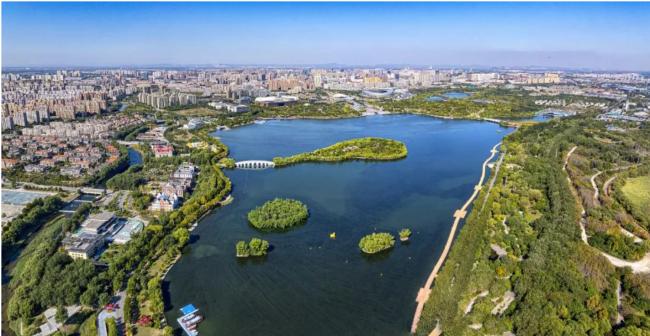 憋屈,中国唯一沦为三线的万亿城市,又被降级了 憋屈,中国唯一沦为三线的万亿城市,又被降级了