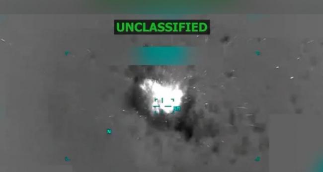 赫塞斯下格杀令 美军将2名幸存者炸得粉碎 赫塞斯下格杀令 美军将2名幸存者炸得粉碎